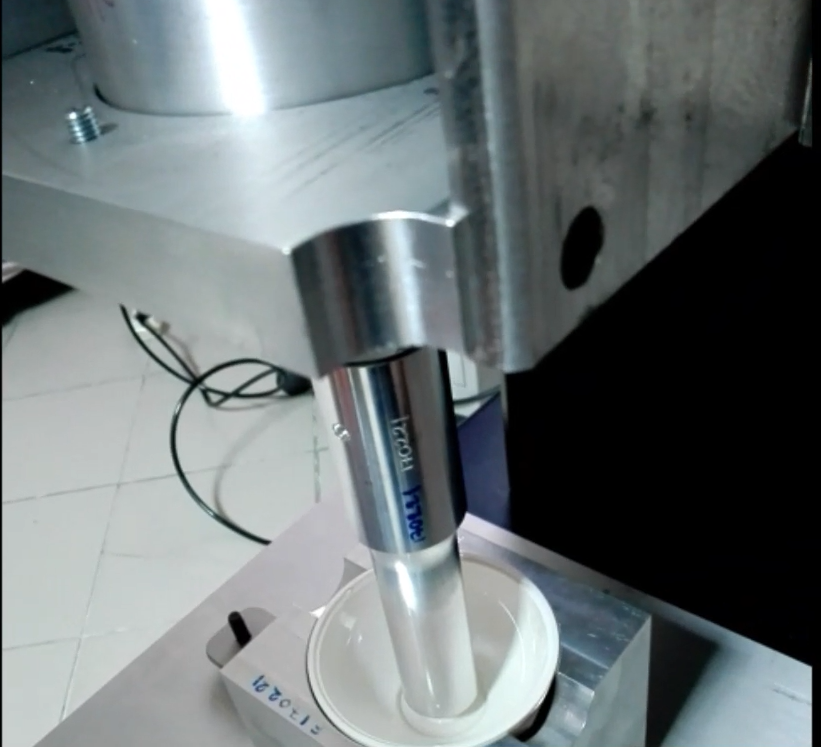 Ultrasonic Welding of Polycarbonate Sugar Container